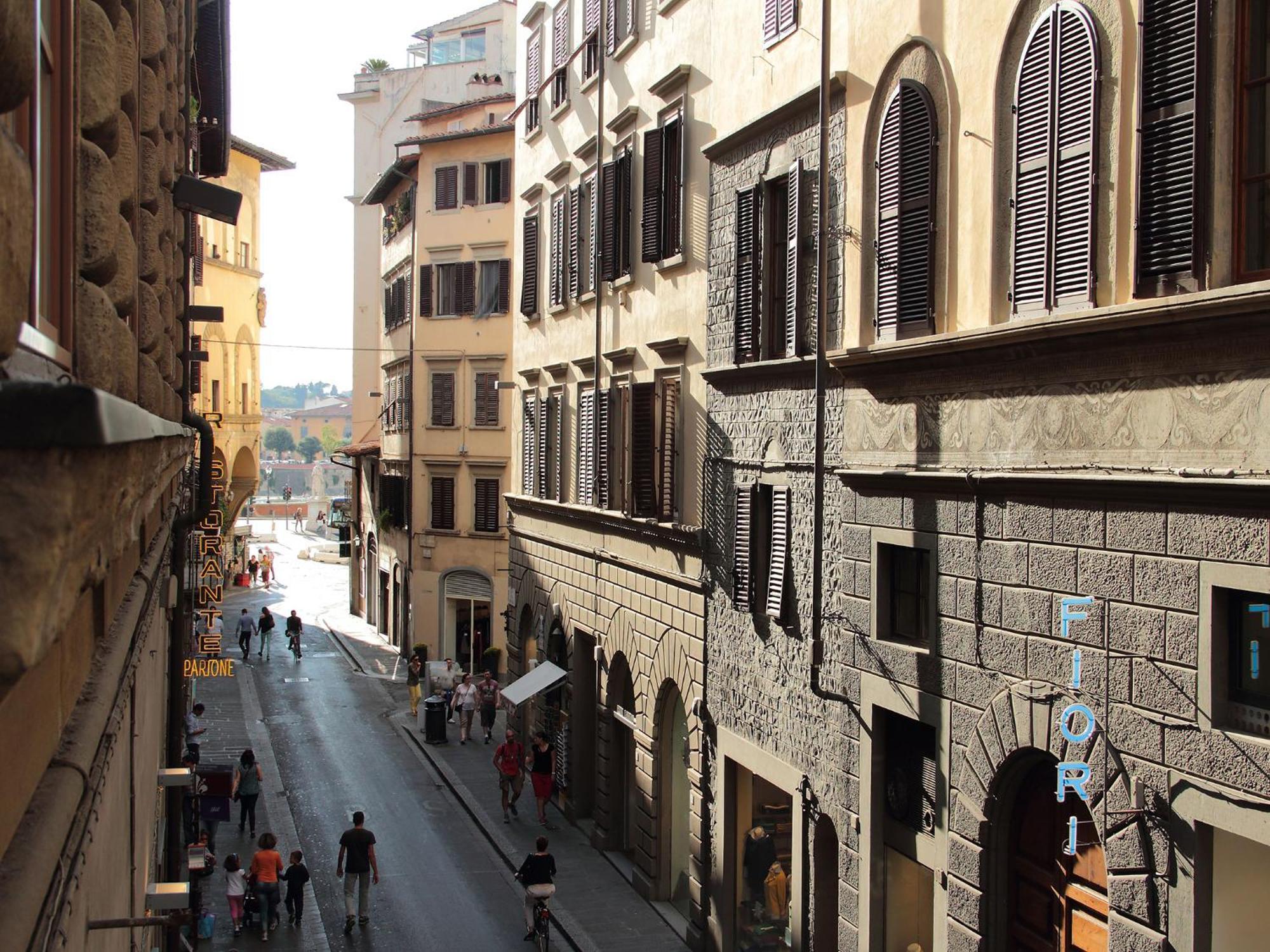 Berardi Palace Apartments Florence Exterior photo